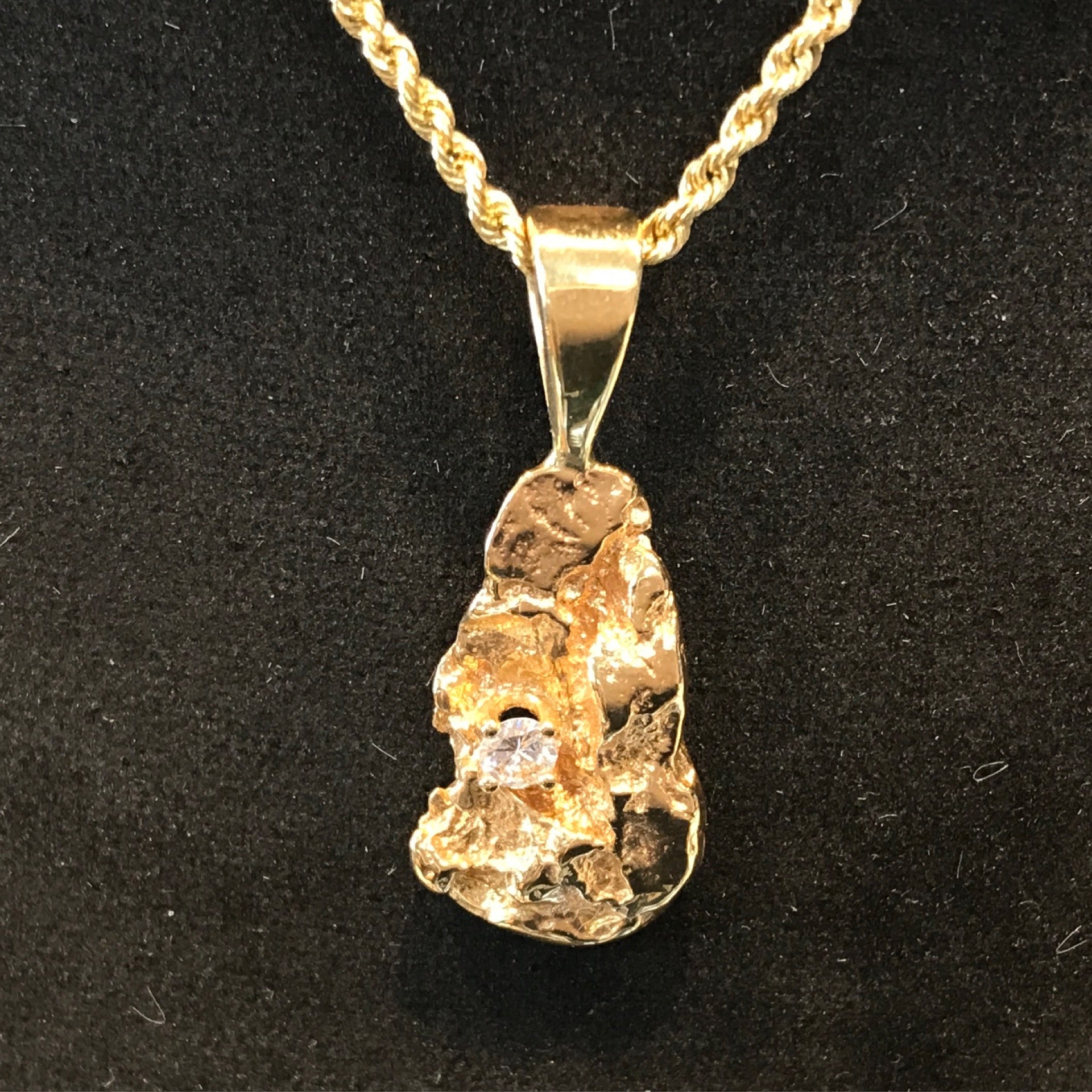 Gold nugget diamond pendant shop